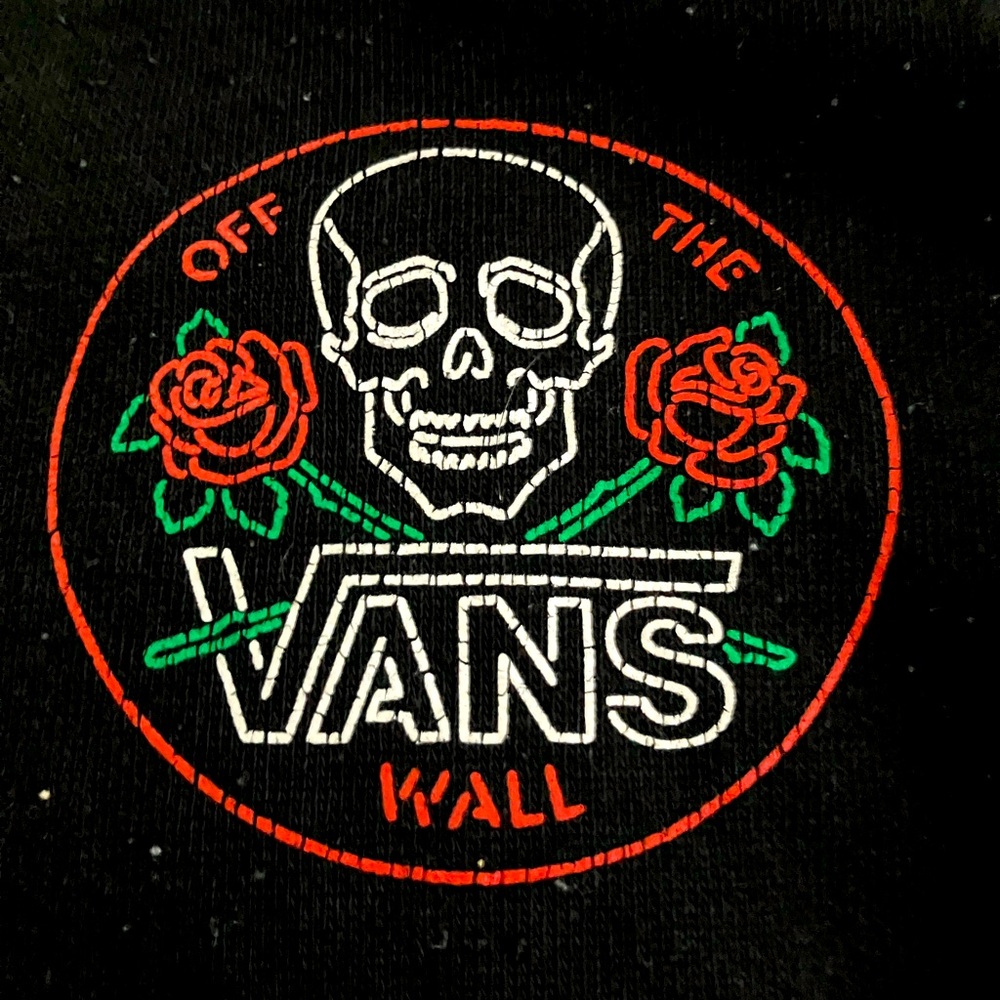 Small vans hoodie with roses and skull